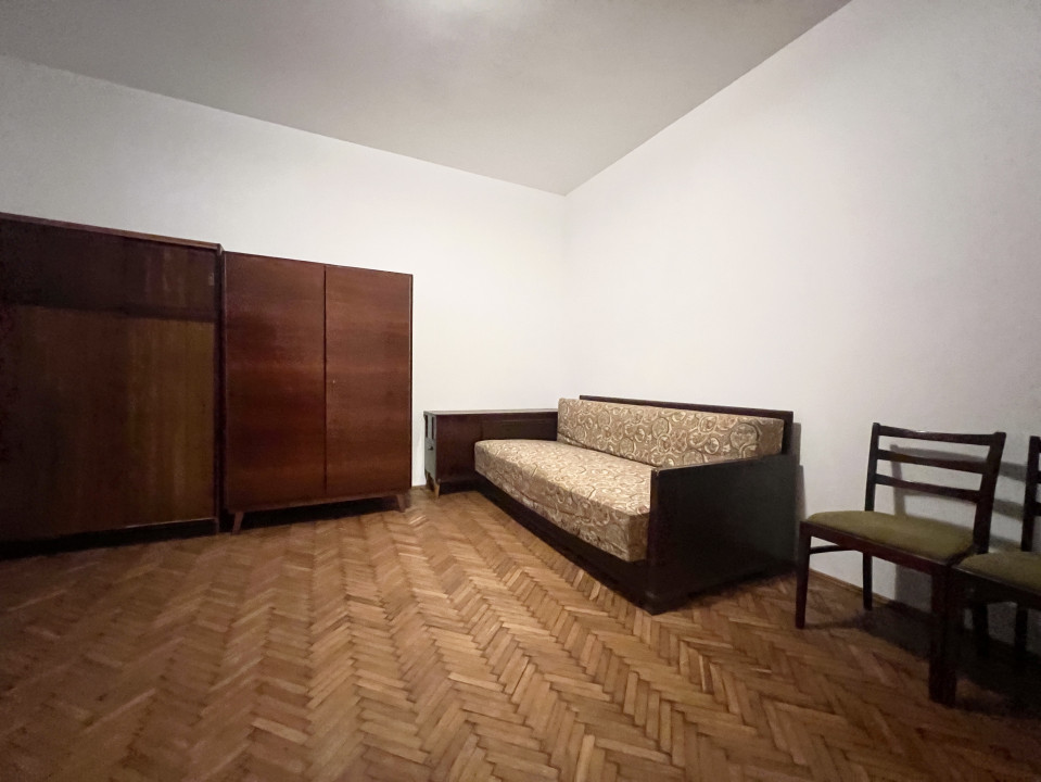 Casa Individuala, 96mp utili, teren 360mp, 5 camere - Zona Steaua
