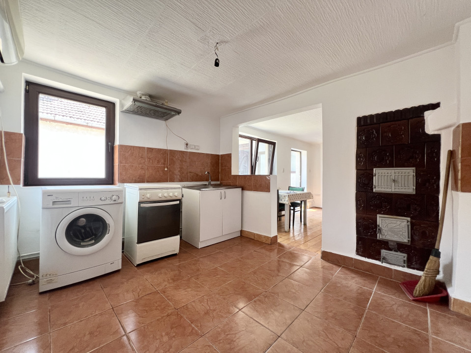 Casa Individuala, 96mp utili, teren 360mp, 5 camere - Zona Steaua