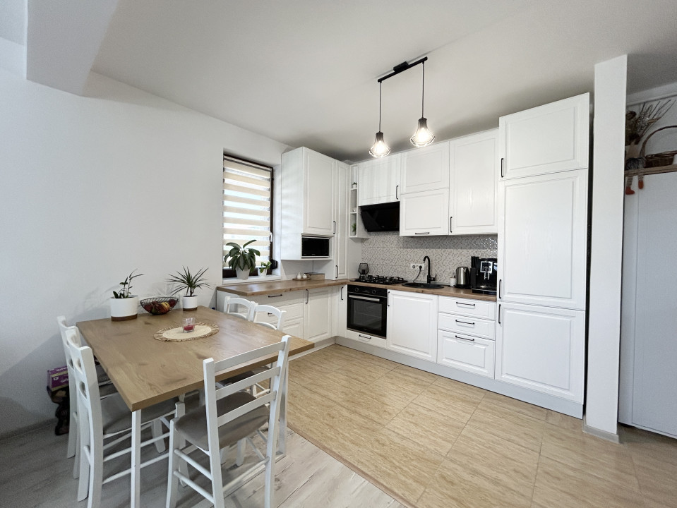 Apartament 2 camere, open space, 52mp utili, zona Eso-Giroc