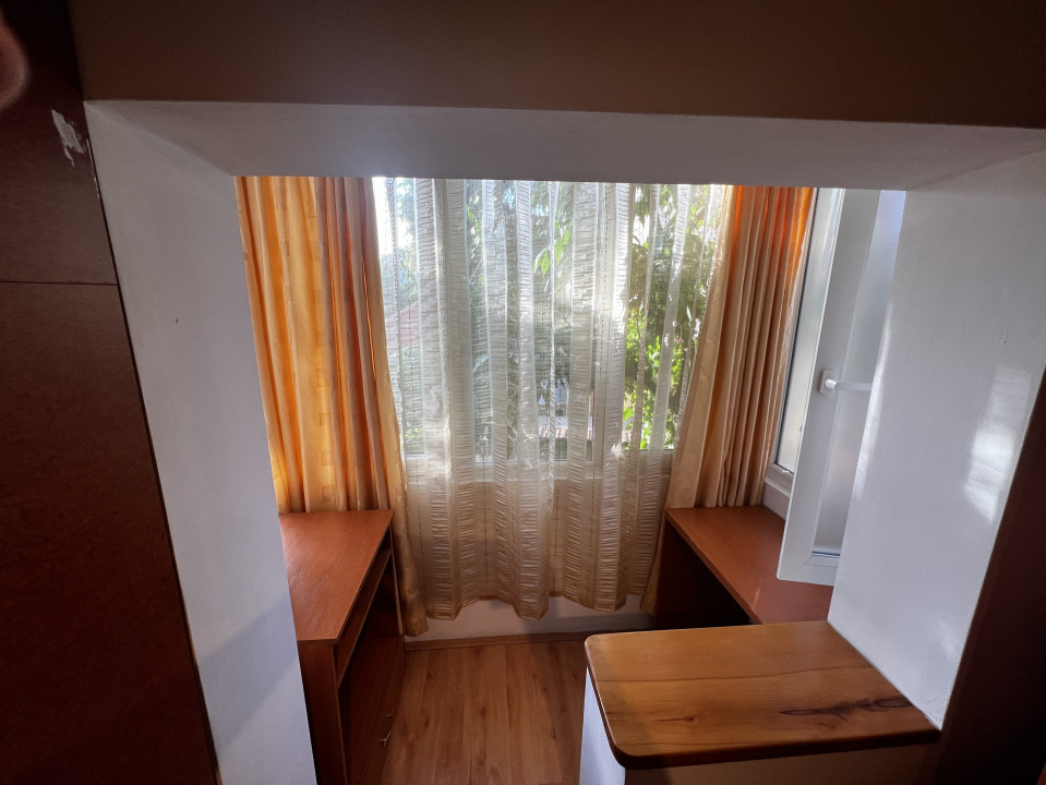 Apartament 3 camere, decomandat, 65mp utili, etajul 1, zona Girocului