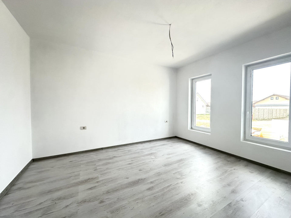 Duplex modern, 3 camere, 80 mp utili, 325 mp teren - Sanandrei