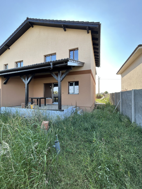 Duplex 4 camere, 118mp utili, 340 teren in Mosnita Noua 