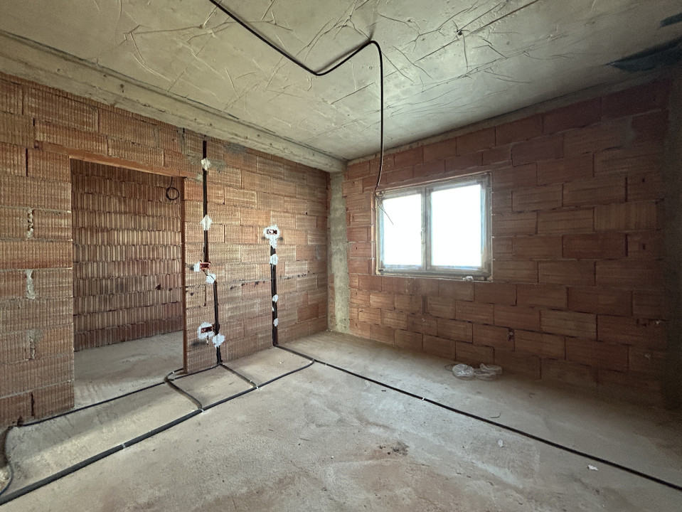 Duplex 4 camere, 118mp utili, 340 teren in Mosnita Noua 