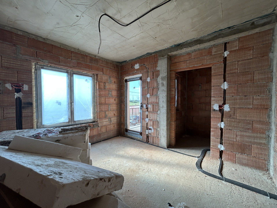 Duplex 4 camere, 118mp utili, 340 teren in Mosnita Noua 