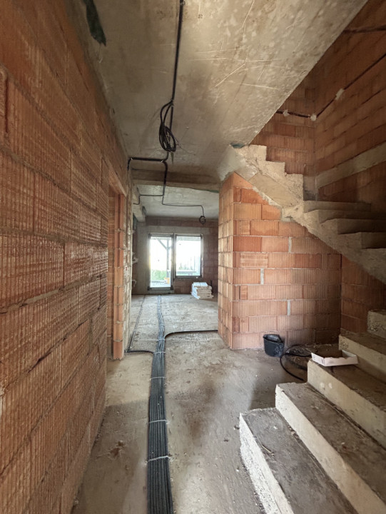 Duplex 4 camere, 118mp utili, 340 teren in Mosnita Noua 