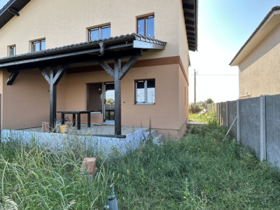 Duplex 4 camere, 118mp utili, 340 teren in Mosnita Noua 