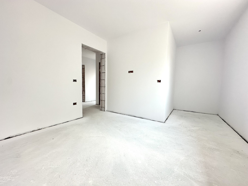 Duplex 3 camere, perete dublu, 77 mp utili, pozitie excelenta- Sanandrei 