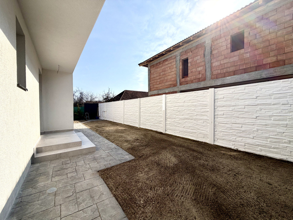 Duplex modern 3 camere,  77 mp utili, 180 mp teren - Sanandrei 