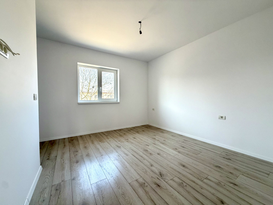 Duplex modern 3 camere,  77 mp utili, 180 mp teren - Sanandrei 