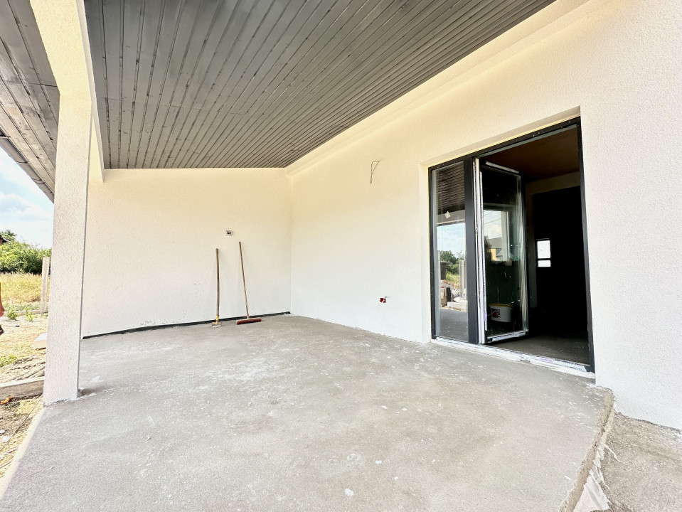 Duplex 3 camere, perete dublu, 77 mp utili, 280 mp teren - Sanandrei 