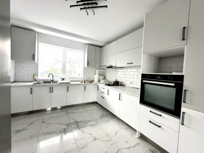 Duplex, 300 mp teren, 94 mp utili, panouri fotovoltaice – Dumbravita