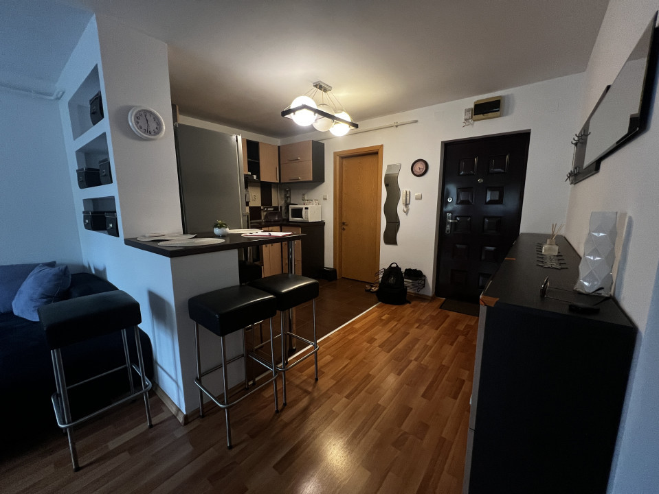 Apartament 2 camere, open-space, parter, loc de parcare, zona Braytim