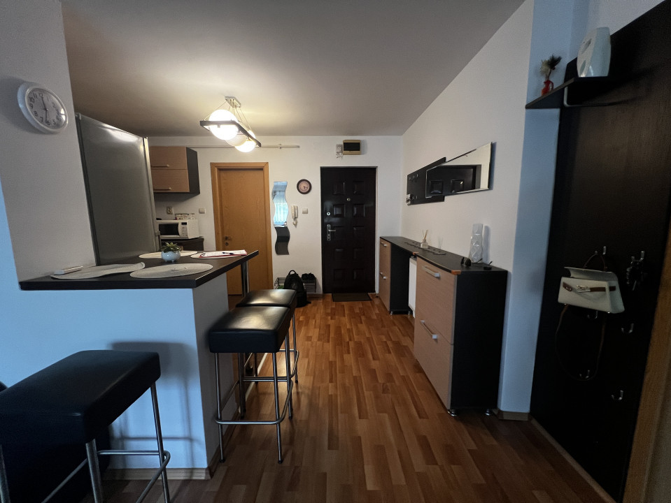 Apartament 2 camere, open-space, parter, loc de parcare, zona Braytim