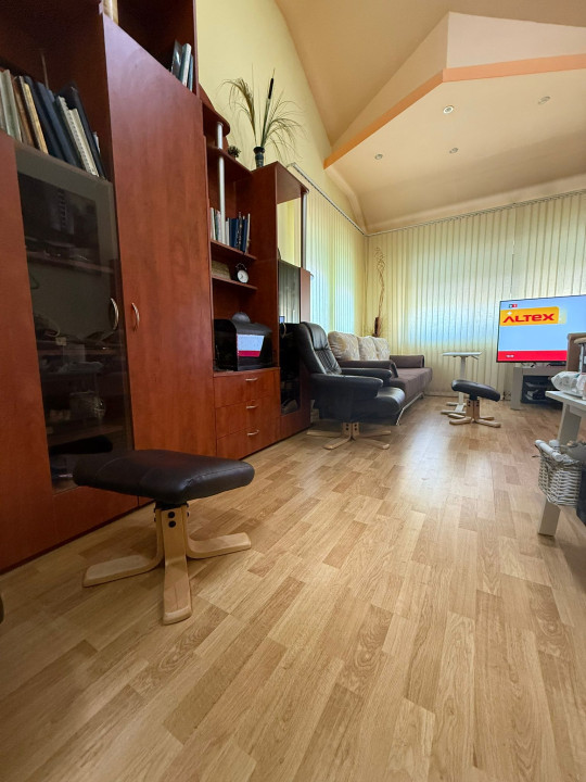 Casa individuala, spatioasa, 6 camere, 147 mp utili - zona Fratelia