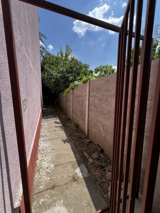 Apartament 2 camere, parter, semidecomandat, renovat in zona Sagului