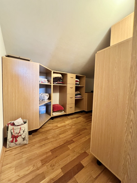Casa individuala, "Loc pentru vise Mari", 200utili, 520mp teren - Mehala