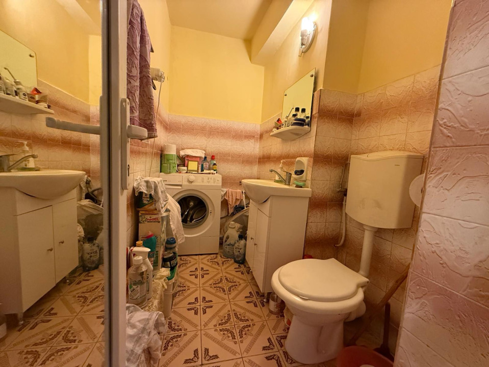 Apartament 4 camere, 85 mp, dispus pe 2 niveluri - Buziasului - COMISION 0%