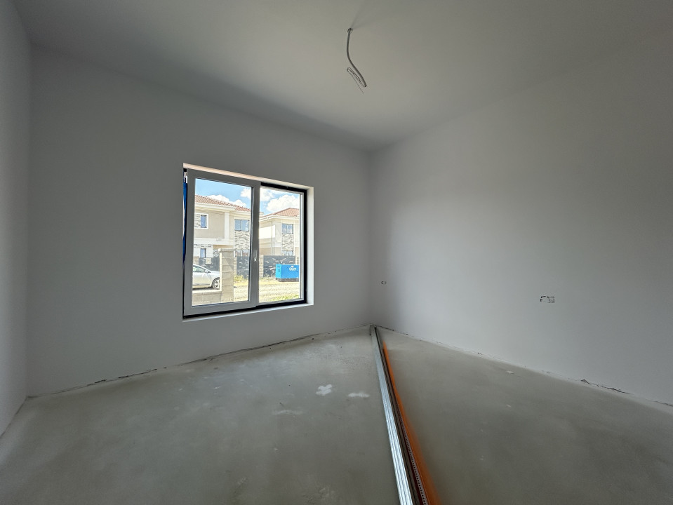 Duplex 3 camere, 70mp utili, 290mp teren, zona Calea Urseni