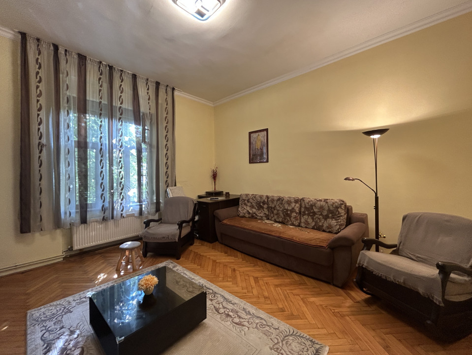 Apartament 3 camere, etajul 1, 65mp utili, zona Balcescu 