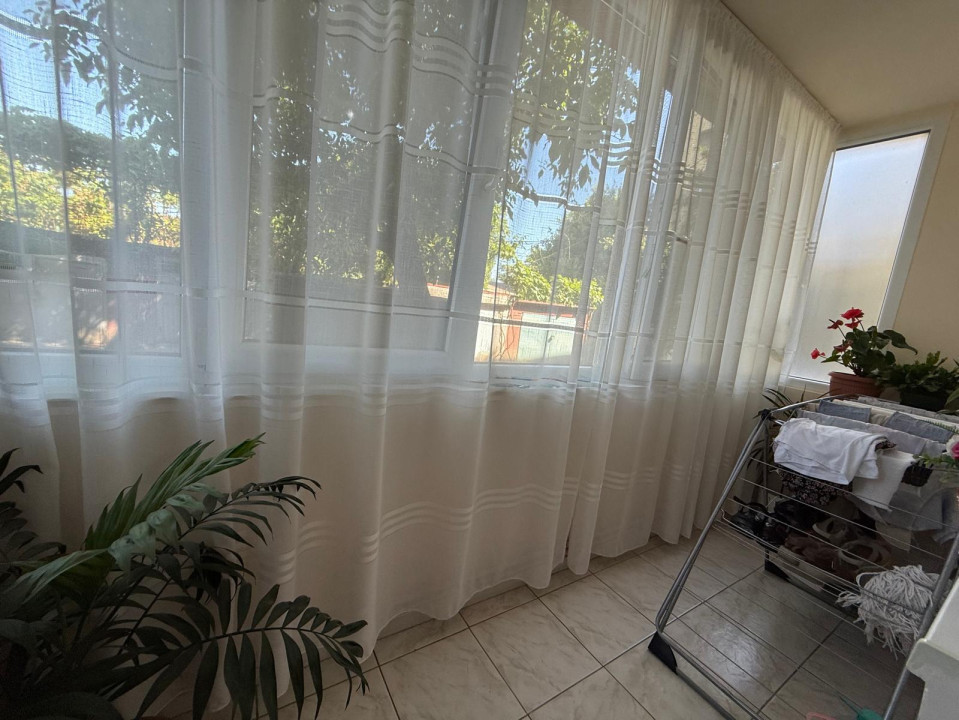 OCAZIE Apartament 2 camere, semidecomandat, parter, 60 mp - Calea Buziasului