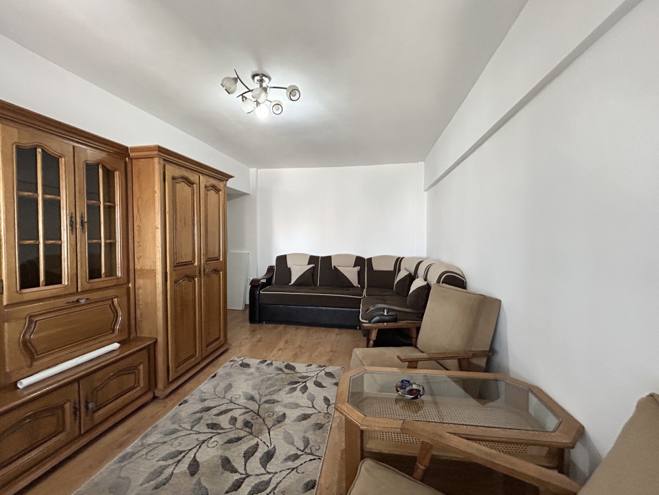 Apartament 3 camere, decomandat, 65mp utili, zona Sagului