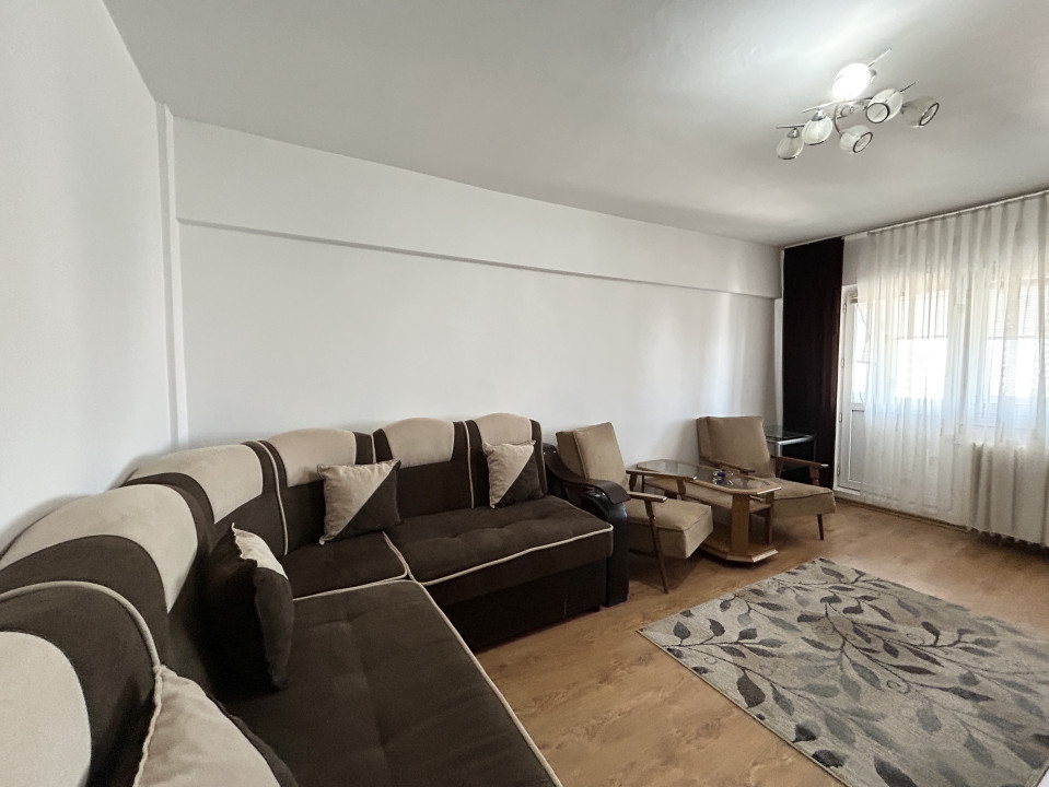 Apartament 3 camere, decomandat, 65mp utili, zona Sagului