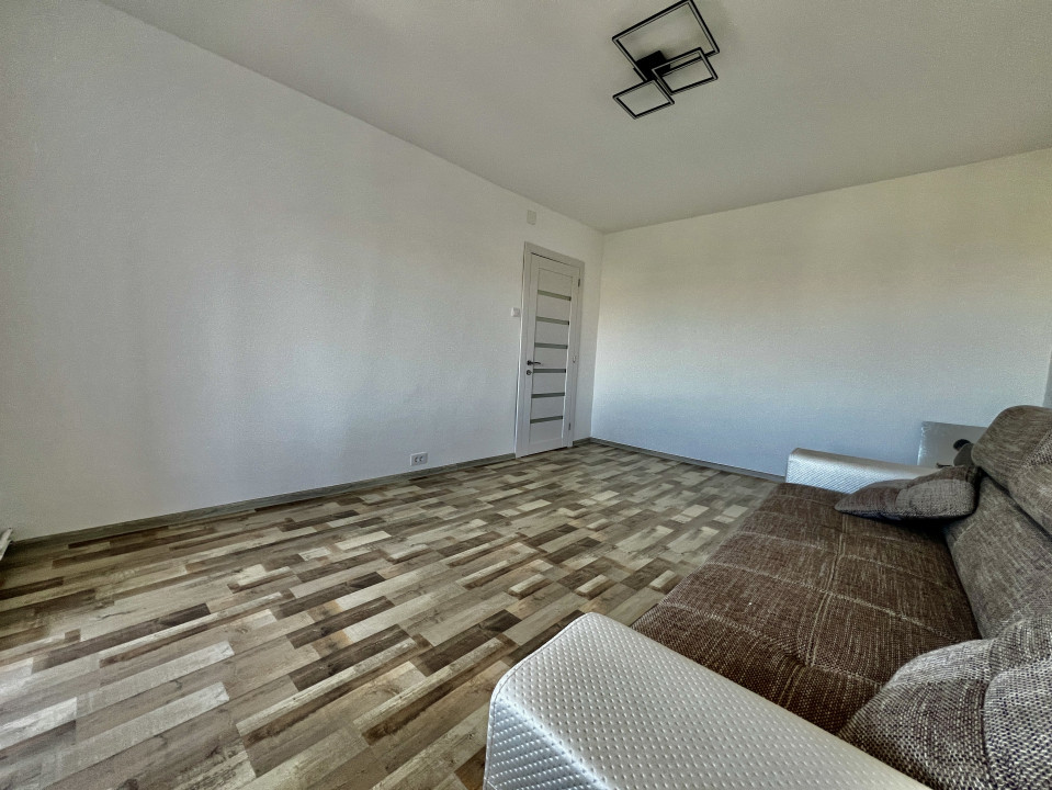 Apartament 1 camera, decomandat, renovat, zona Buziasului