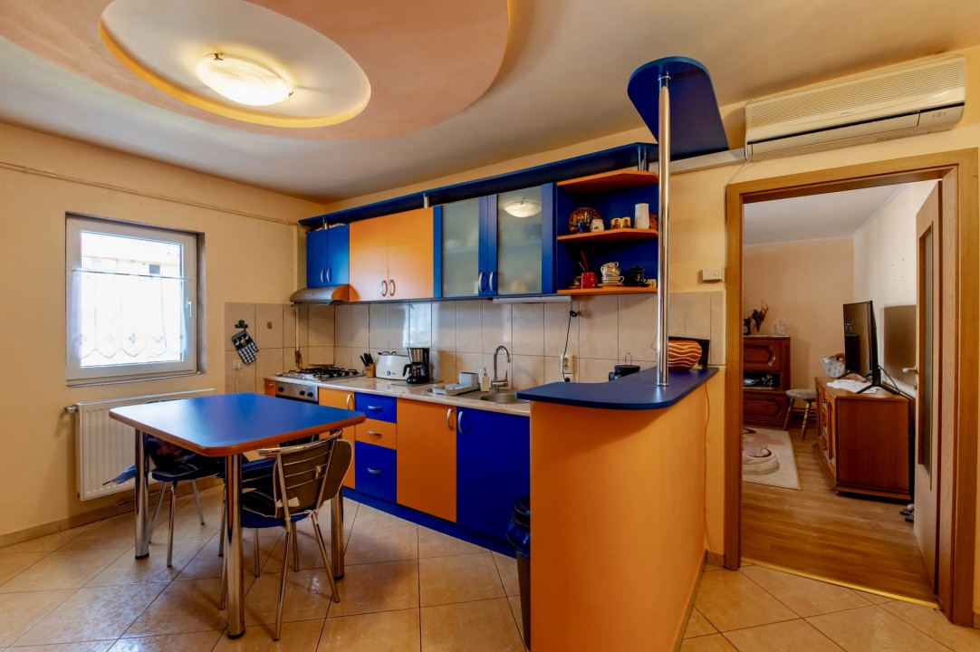 Apartament 3 camere, decomandat, complet mobilat si utilat, zona Dambovita
