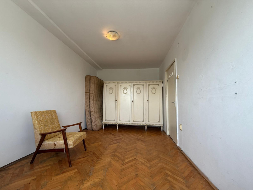 Apartament 2 camere, semidecomandat, 50mp, excelent pentru investitie, Girocului