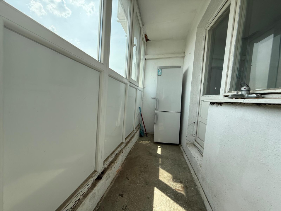 Apartament 2 camere, semidecomandat, 50mp, excelent pentru investitie, Girocului