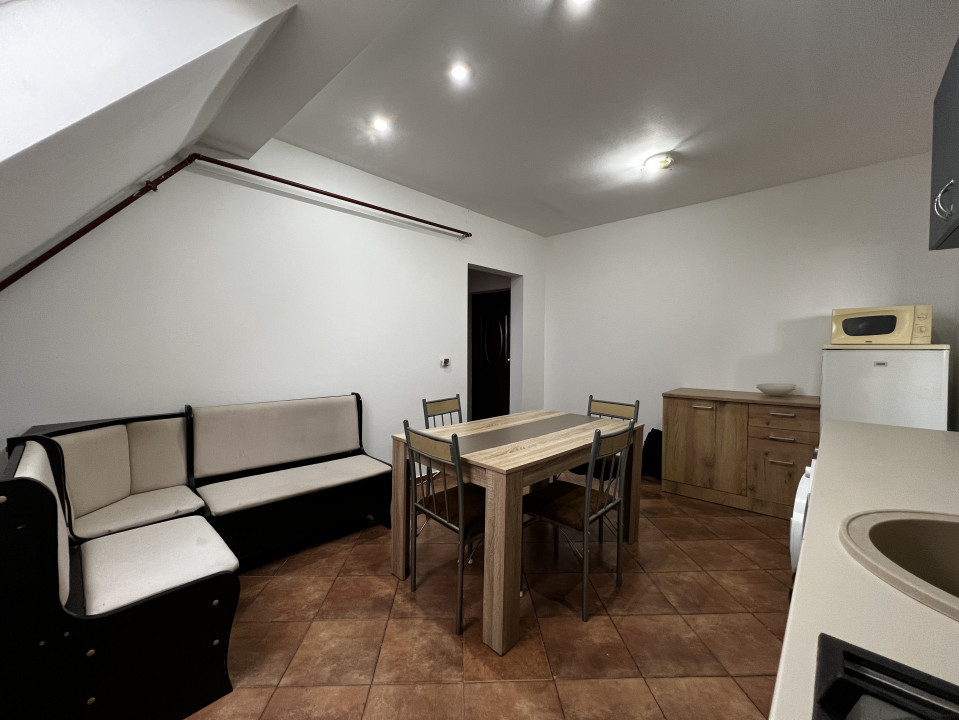 Apartament 3 camere, semidecomandat, 64mp utili, zona Girocului
