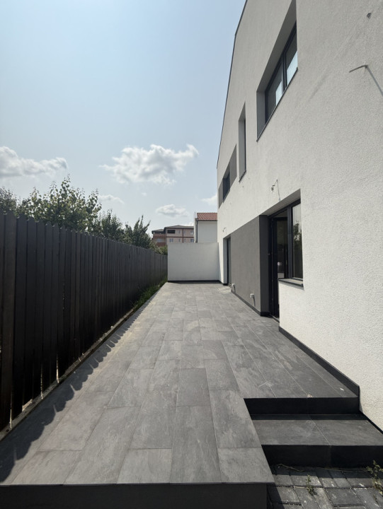 Duplex Individual, terasa 22 mp, 4 camere, zona intima - Chisoda