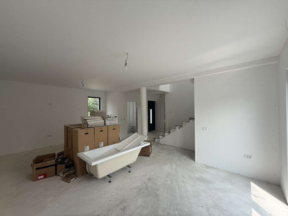 Duplex Individual, terasa 22 mp, 4 camere, zona intima - Chisoda