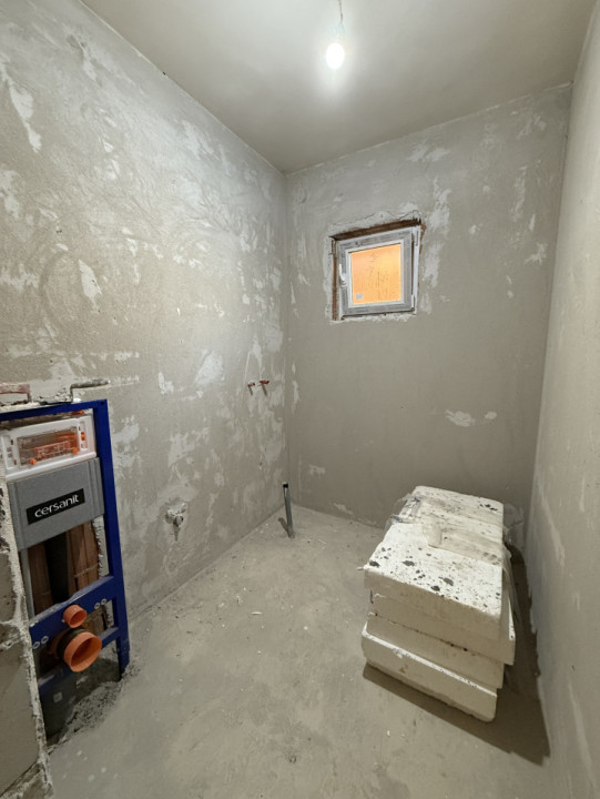 Casa individuală, 4 camere, 2 bai, 110 mp utili, 408mp teren in Utvin 