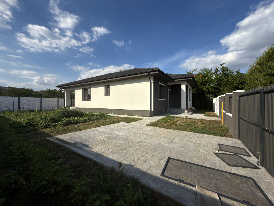 Casa individuală, 4 camere, 408mp teren, 110 mp utili - Utvin 
