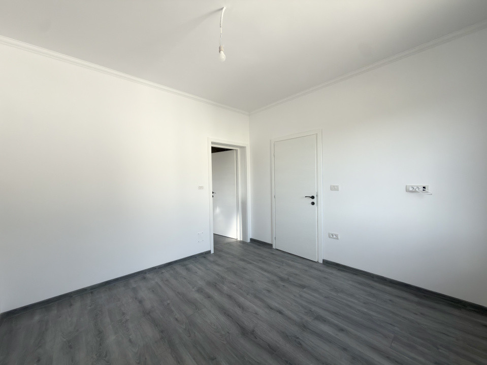 Casa individuală, 4 camere, 408mp teren, 110 mp utili - Utvin 