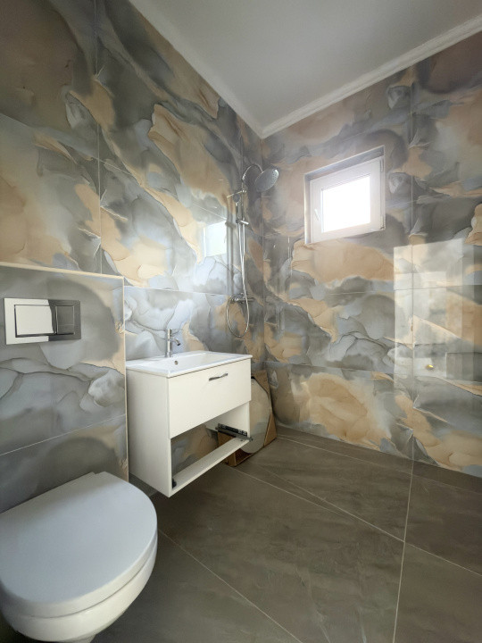 Casa individuală, 4 camere, 408mp teren, 110 mp utili - Utvin 