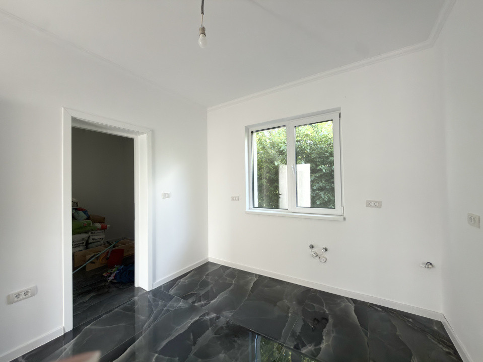 Casa individuală, 4 camere, 408mp teren, 110 mp utili - Utvin 