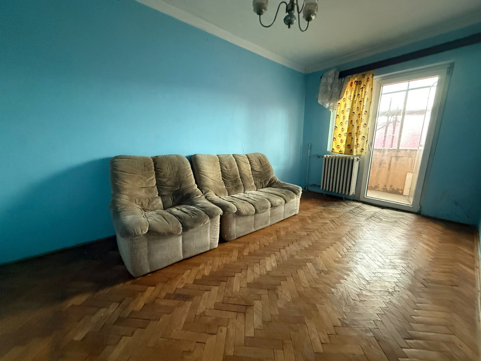 Apartement 3 camere, decomandat, 70mp utili- Dambovita - ideal pentru investitie