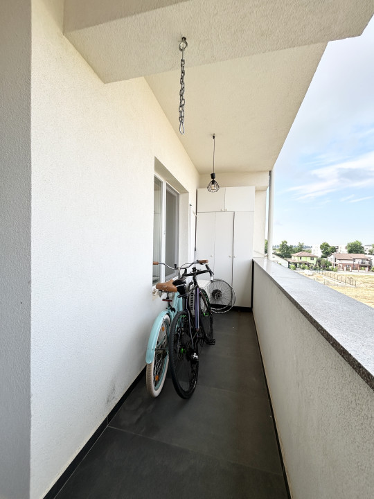Apartament 2 camere, decomandat, terasa 18mp, mobilat si utilat in Giroc 