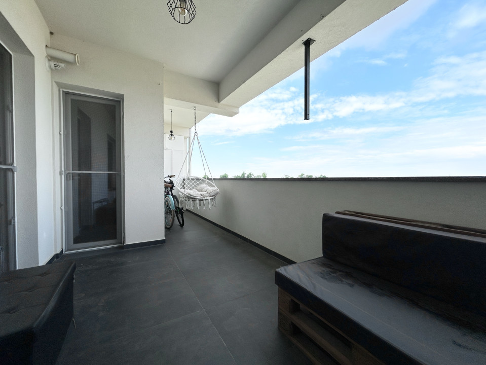 Apartament 2 camere, decomandat, terasa 18mp, mobilat si utilat in Giroc 
