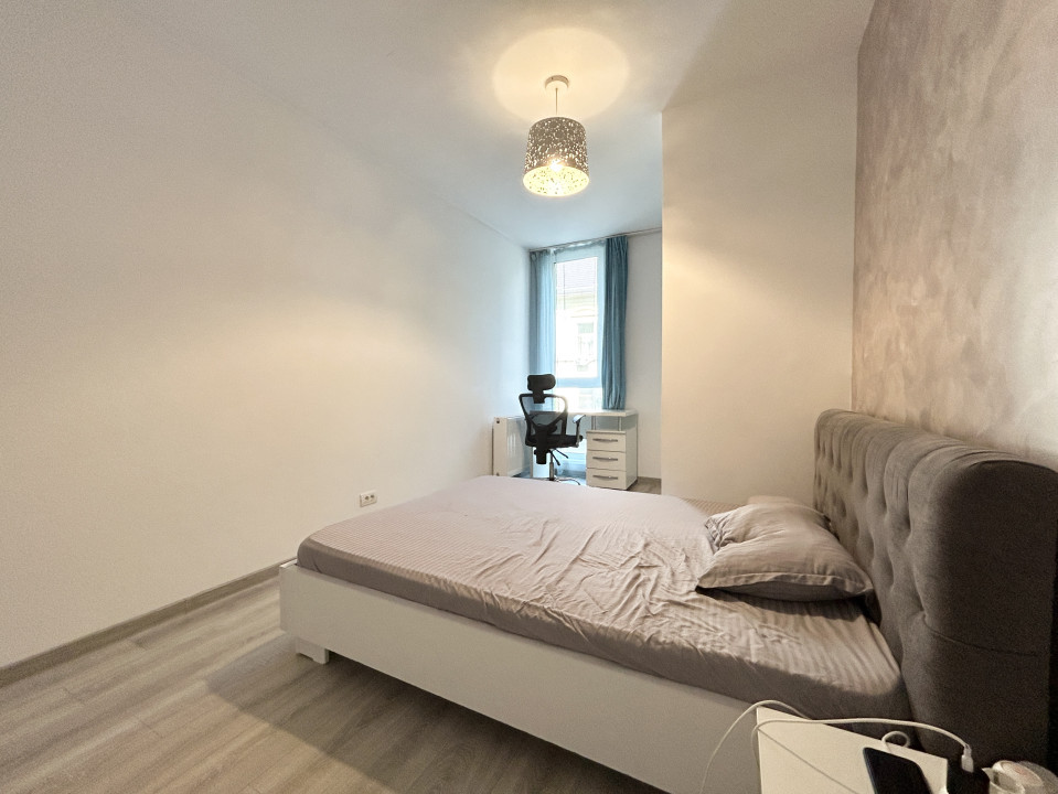 Apartament 3 camere, open space, 67mp utili, etaj 1 in Complexul Studențesc 