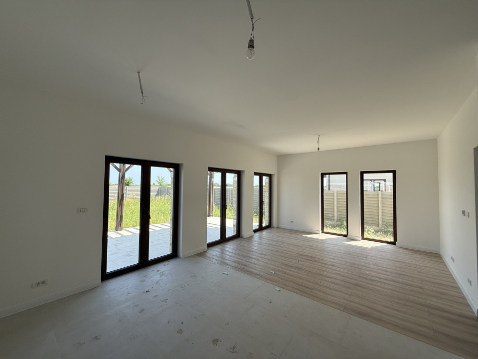 Casa Individuala stil frantuzesc, 141 mp utili, terasa 23 mp - Mosnita N