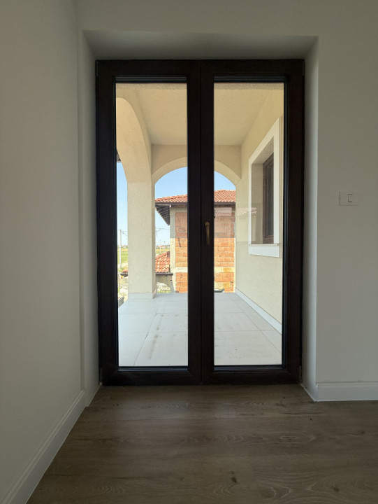 Casa Individuala stil frantuzesc, 141 mp utili, terasa 23 mp - Mosnita N