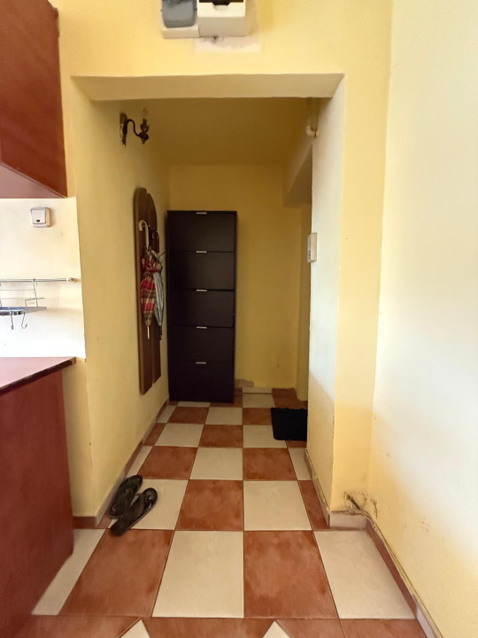 OCAZIE Apartament 2 camere, semidecomandat, 59 mp utili - zona Girocului