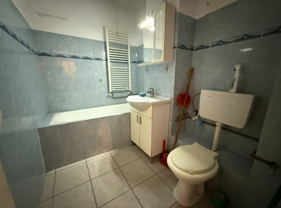 Apartament 2 camere, decomandat, 56mp utili, in zona Lipovei