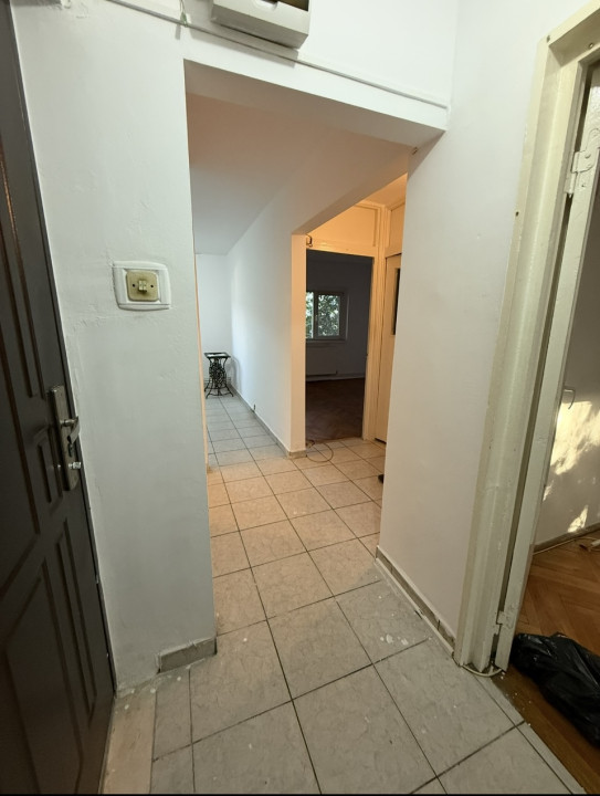 Apartament 2 camere, decomandat, 56mp utili, in zona Lipovei