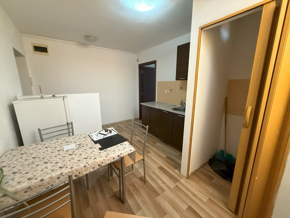 Apartament 2 camere, semidecomandat, 48mp utili in zona Modern