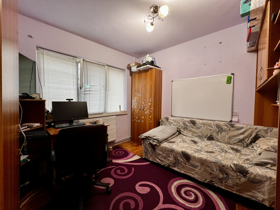 Apartament 3 camere, decomandat, etaj 1, 65mp, zona Calea Sagului