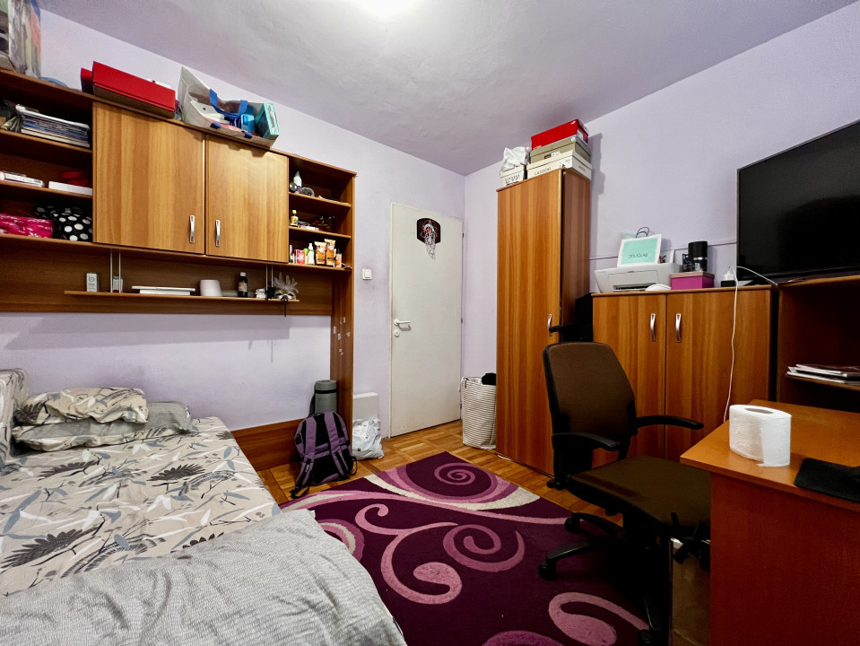 Apartament 3 camere, decomandat, etaj 1, 65mp, zona Calea Sagului